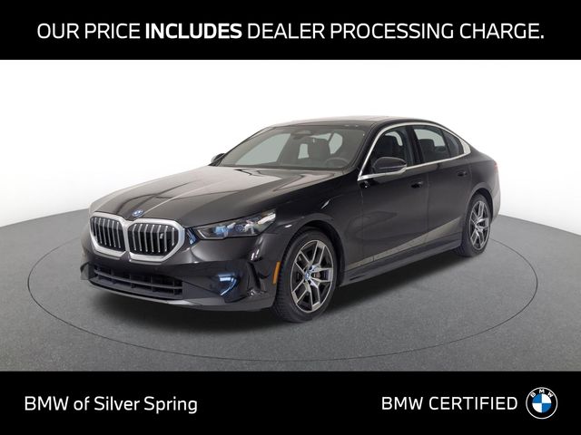 2024 BMW i5 eDrive40's photo