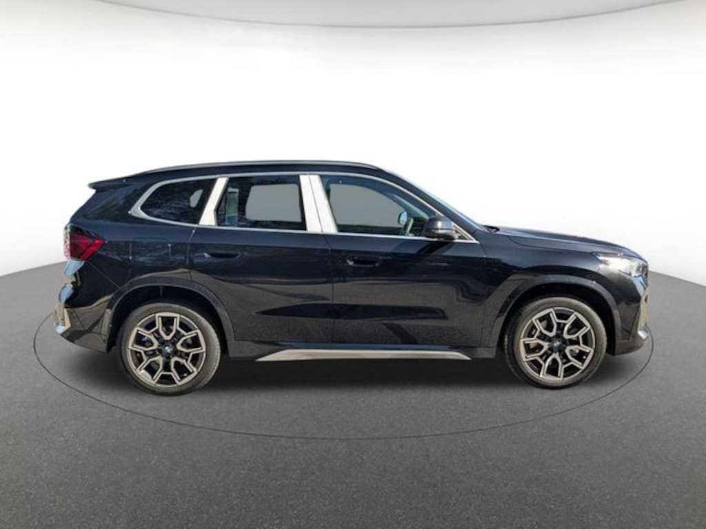 New 2027 BMW X1 xDrive28i SAV