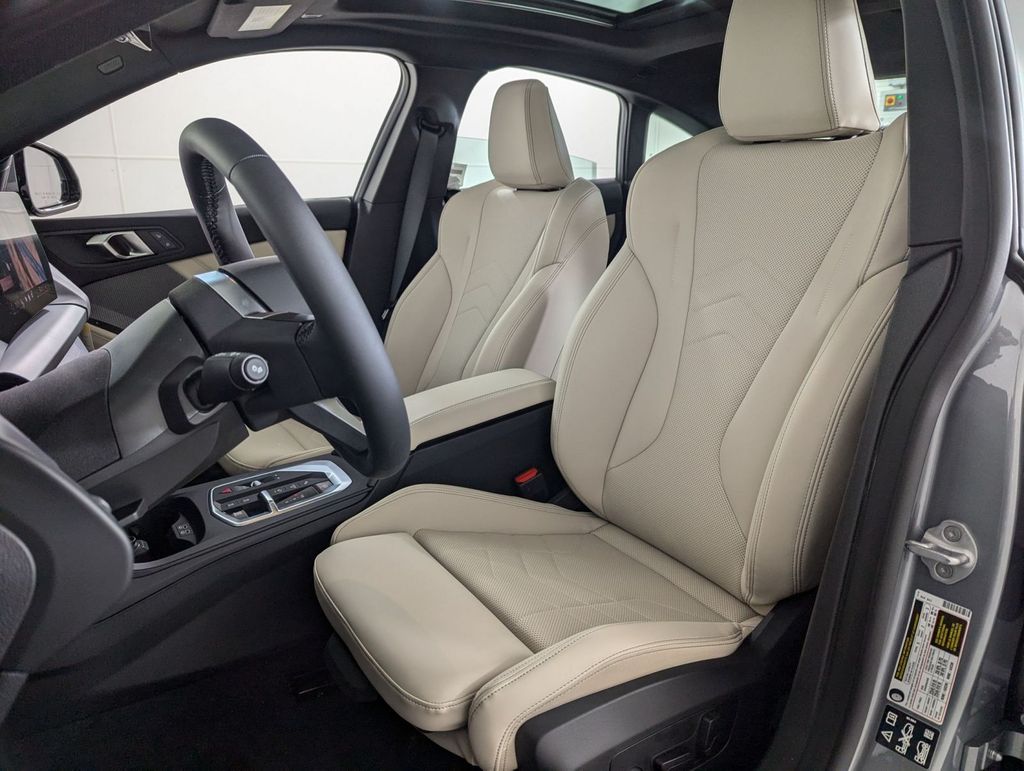 2025 BMW 2 Series 228 - Photo 9