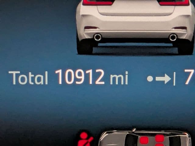 2025 BMW 3 Series 330i - Photo 22