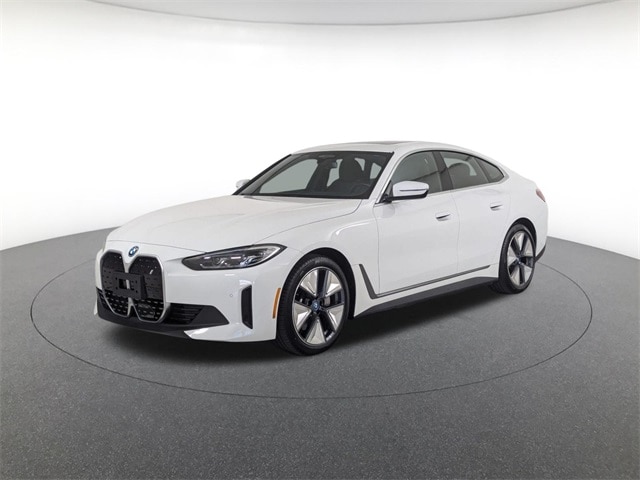 2024 BMW i4 40's photo
