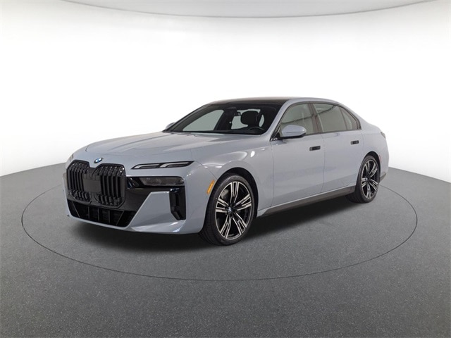 2023 BMW 7 Series 740i's photo