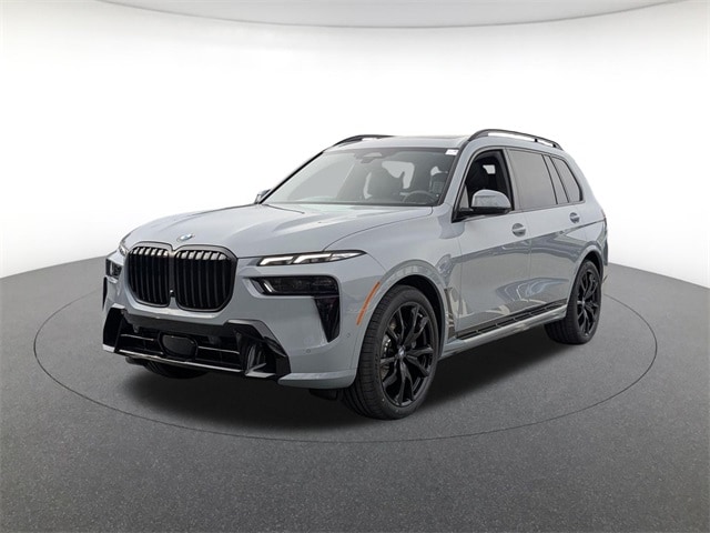 2026 BMW X7 40i's photo