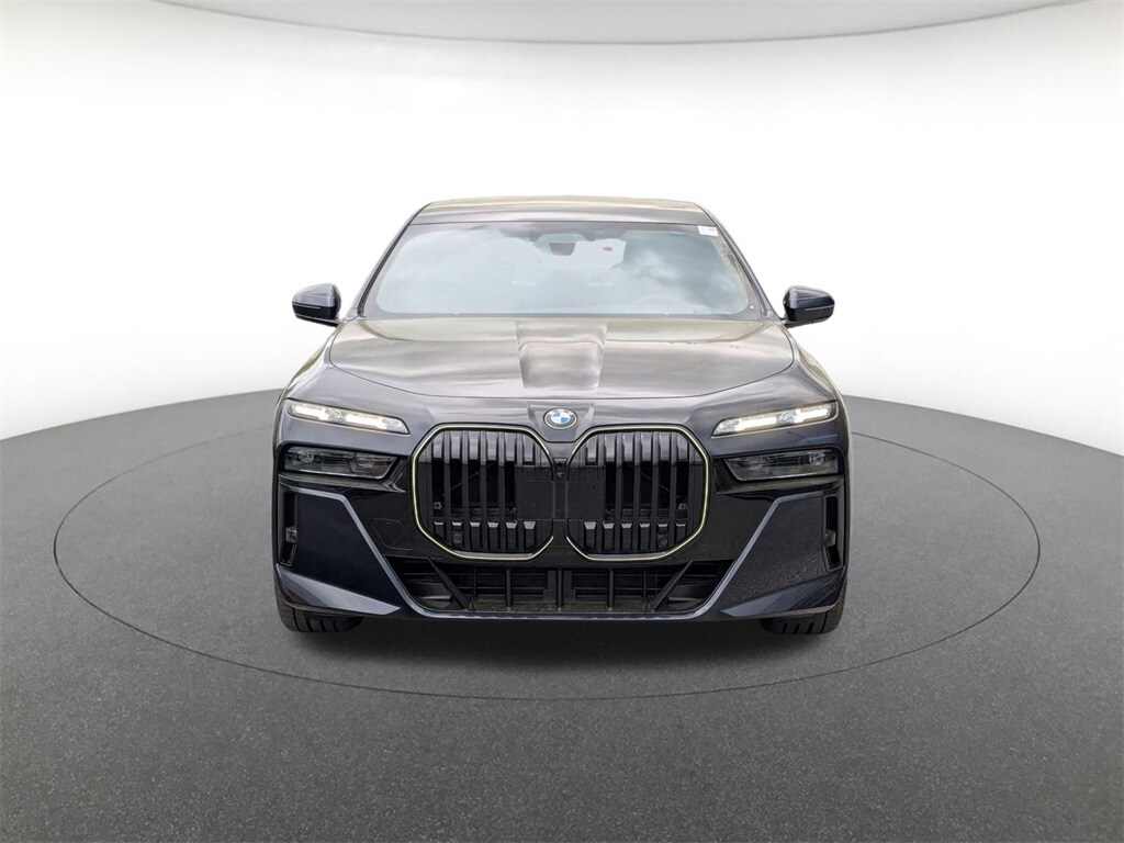 Used 2025 BMW 7 Series 760i with VIN WBA33EJ02SCU82095 for sale in Silver Spring, MD