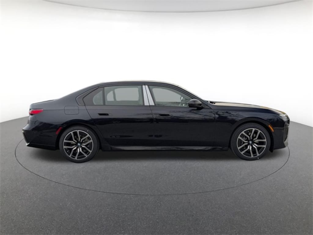 New 2026 BMW 740i xDrive Sedan