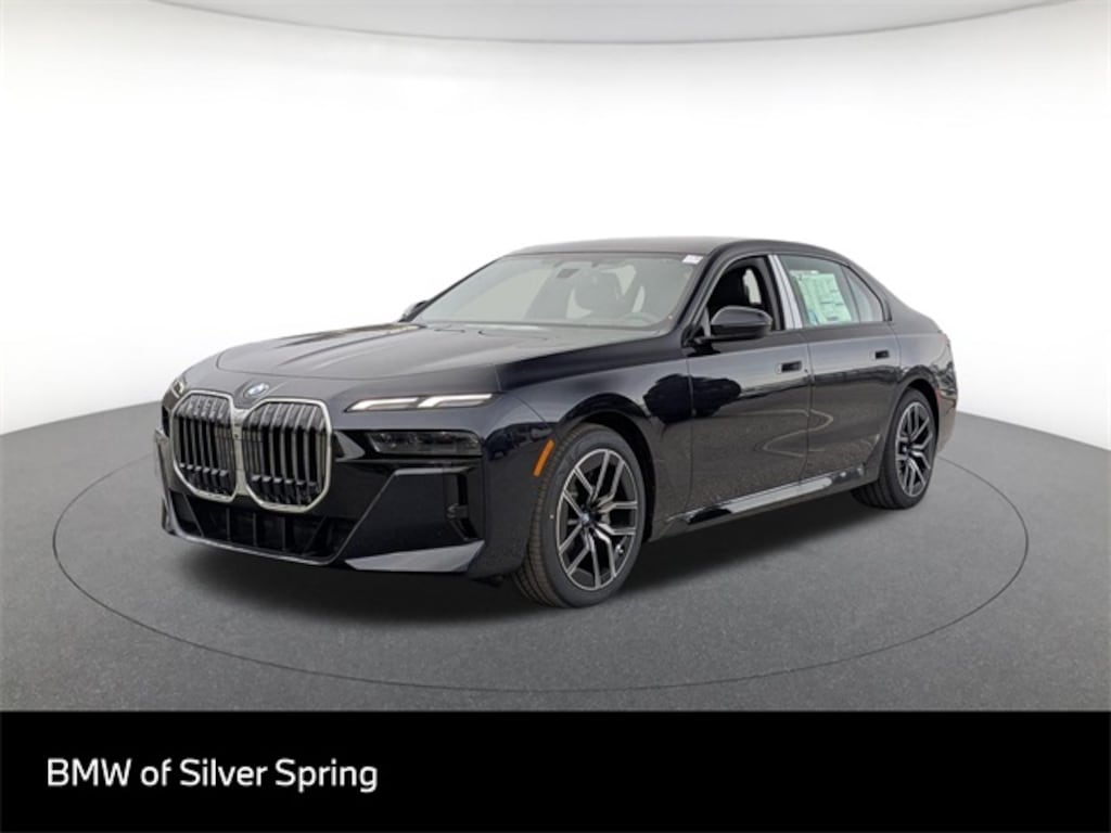 New 2026 BMW 740i xDrive Sedan