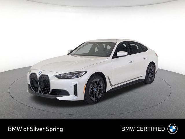2023 BMW i4 eDrive35's photo