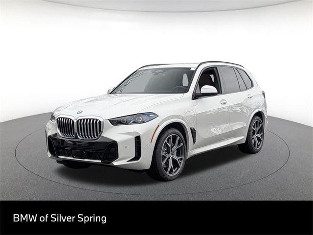 2026 BMW X5 M50i's photo