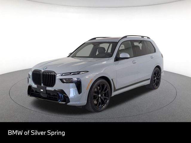 2026 BMW X7 40i