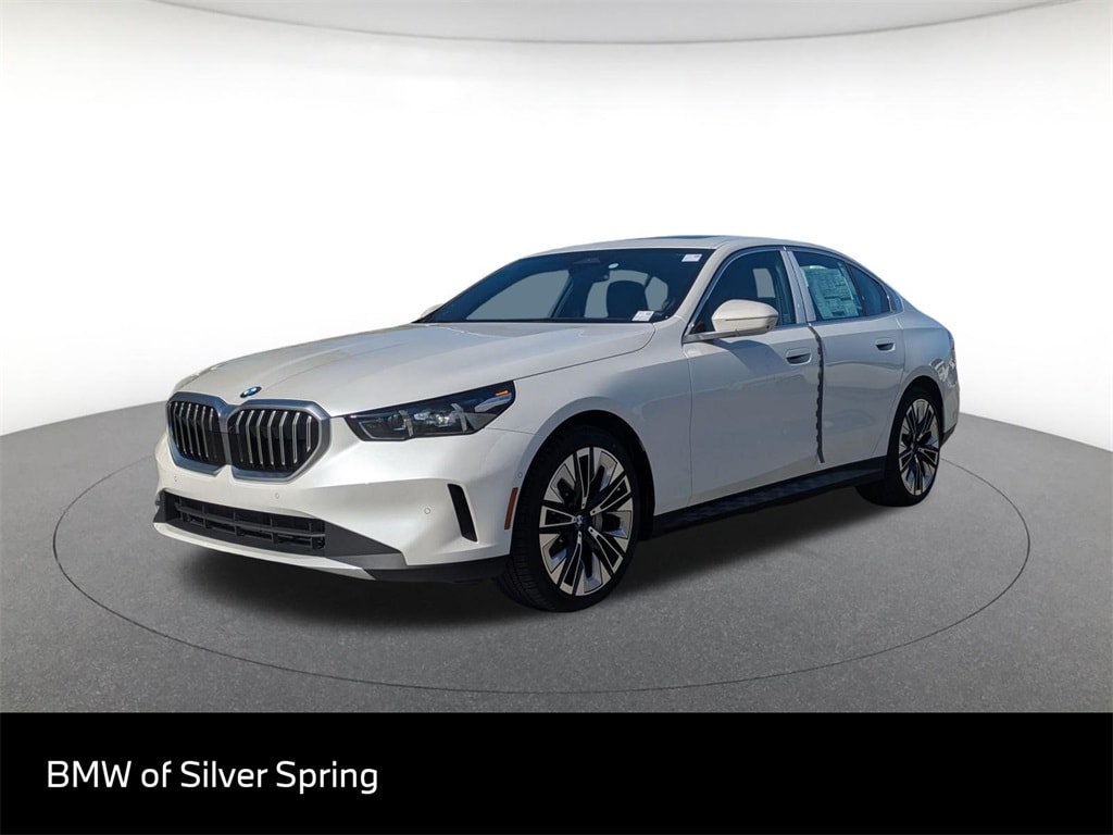 2026 BMW 5 Series 530's photo