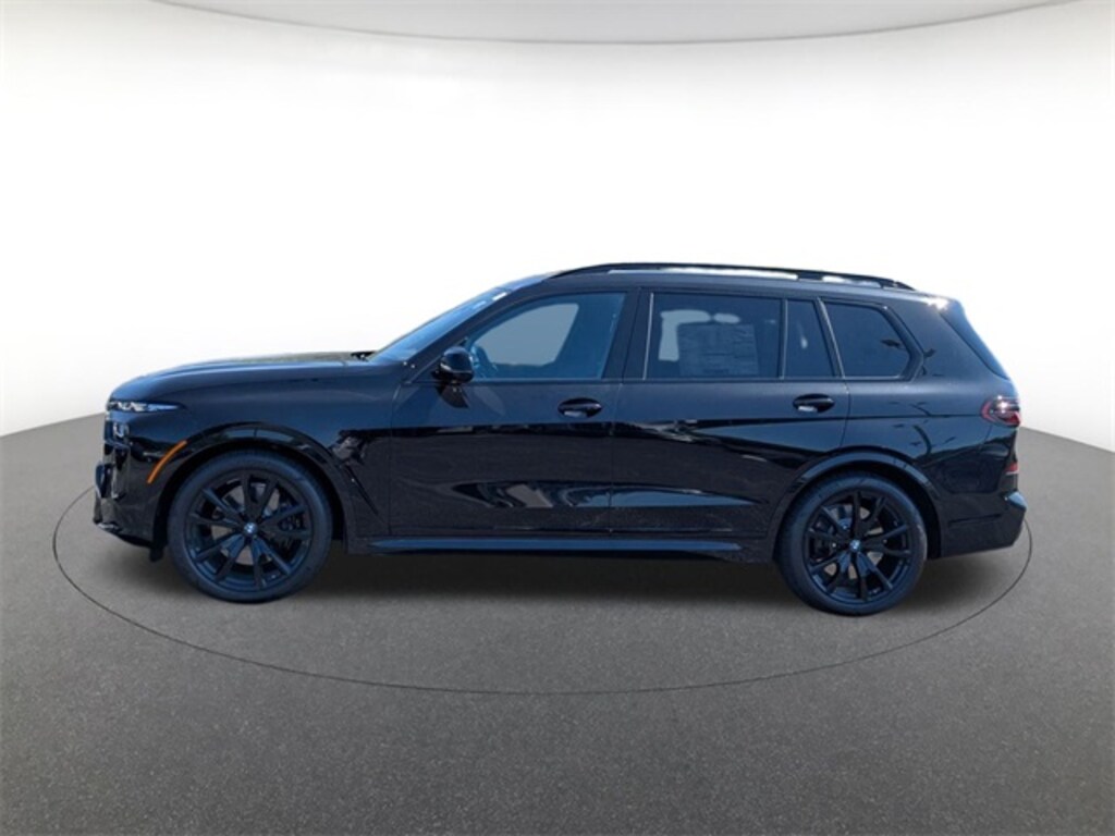 New 2026 BMW X7 M60i SUV