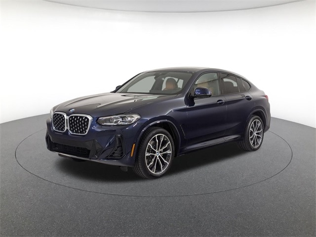 2025 BMW X4 30i's photo