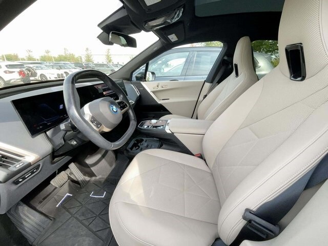 2024 Bmw iX photo 2