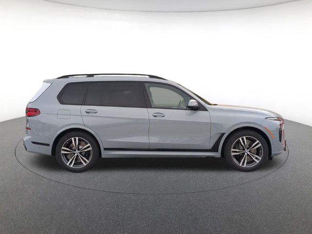 New 2027 BMW X7 xDrive40i SUV