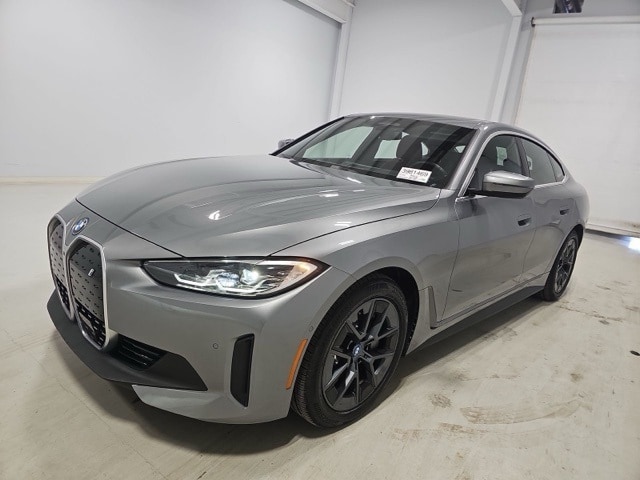 2022 BMW i4 Base's photo