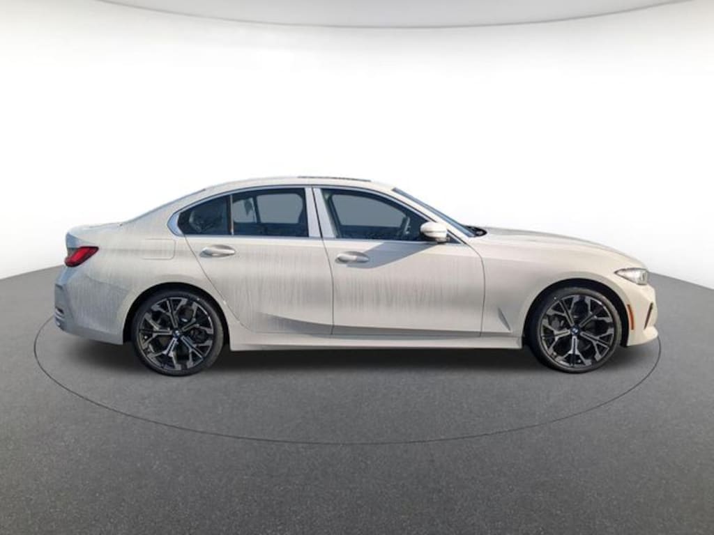 New 2026 BMW 330i xDrive Sedan