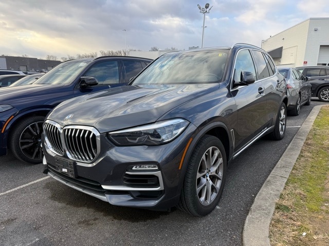 2020 BMW X5 40i's photo