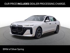 2026 BMW 750e xDrive Sedan