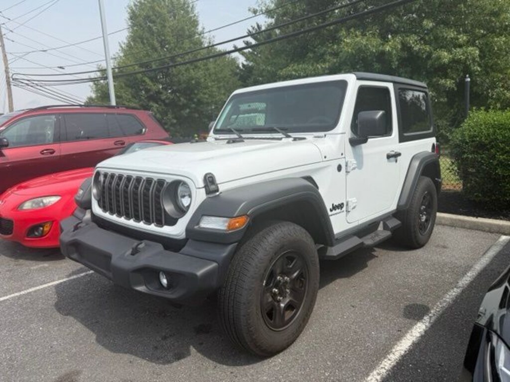 Used 2025 Jeep Wrangler Sport SUV