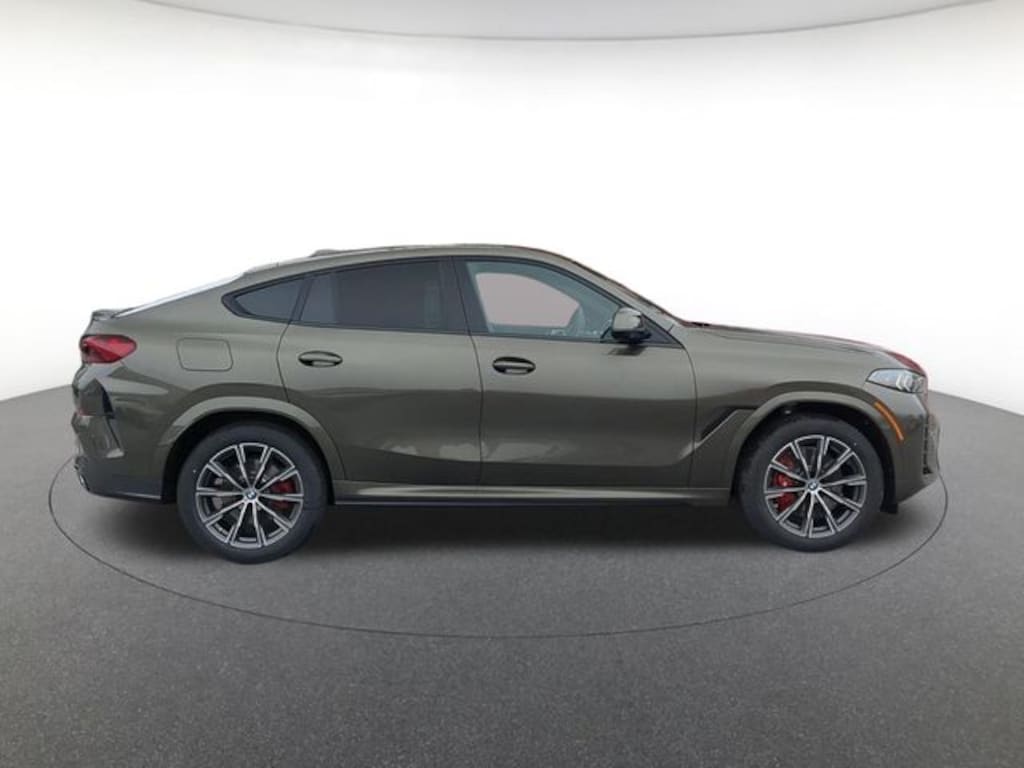 New 2026 BMW X6 xDrive40i SUV