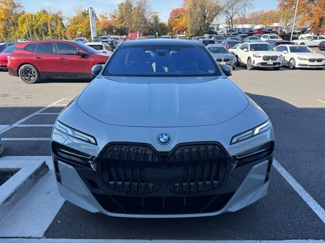 2023 Bmw i7 xDrive60 photo 2