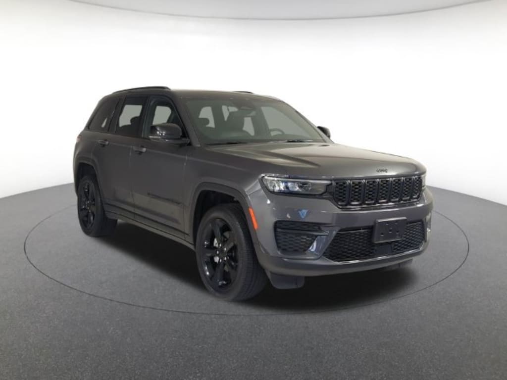 Used 2023 Jeep Grand Cherokee Altitude X SUV