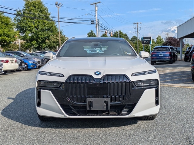 Used 2023 BMW i7 Base with VIN WBY53EJ08PCN73535 for sale in Silver Spring, MD