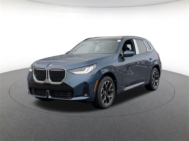 2026 BMW X3 30's photo