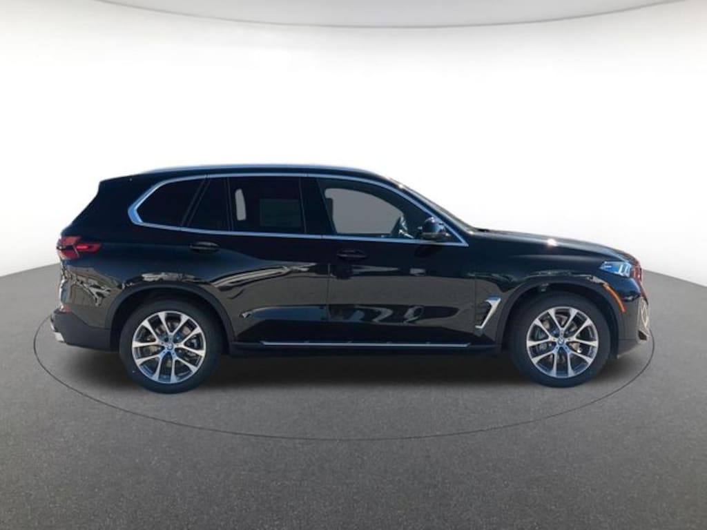 New 2026 BMW X5 xDrive40i SUV