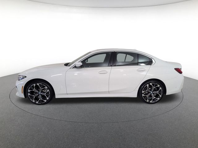 2025 BMW 3 Series 330i - Photo 8