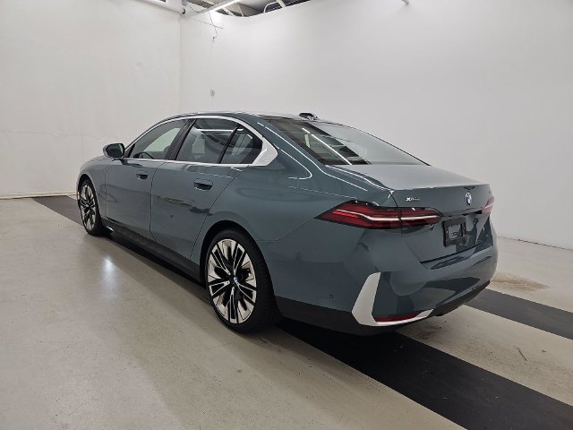 Certified 2027 BMW 5 Series 540i xDrive Sedan