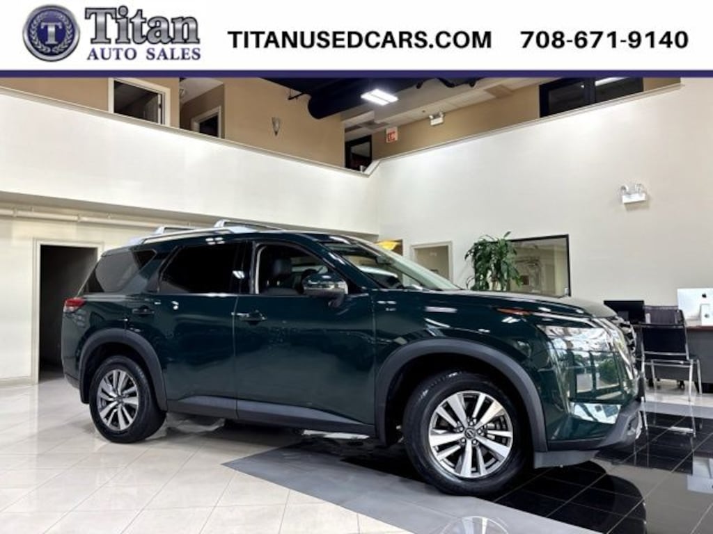 Used 2023 Nissan Pathfinder SL SUV