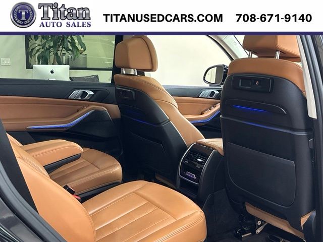 2021 BMW X7 40i - Photo 41