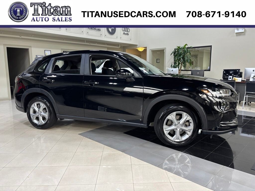 Used 2025 Honda HR-V LX SUV