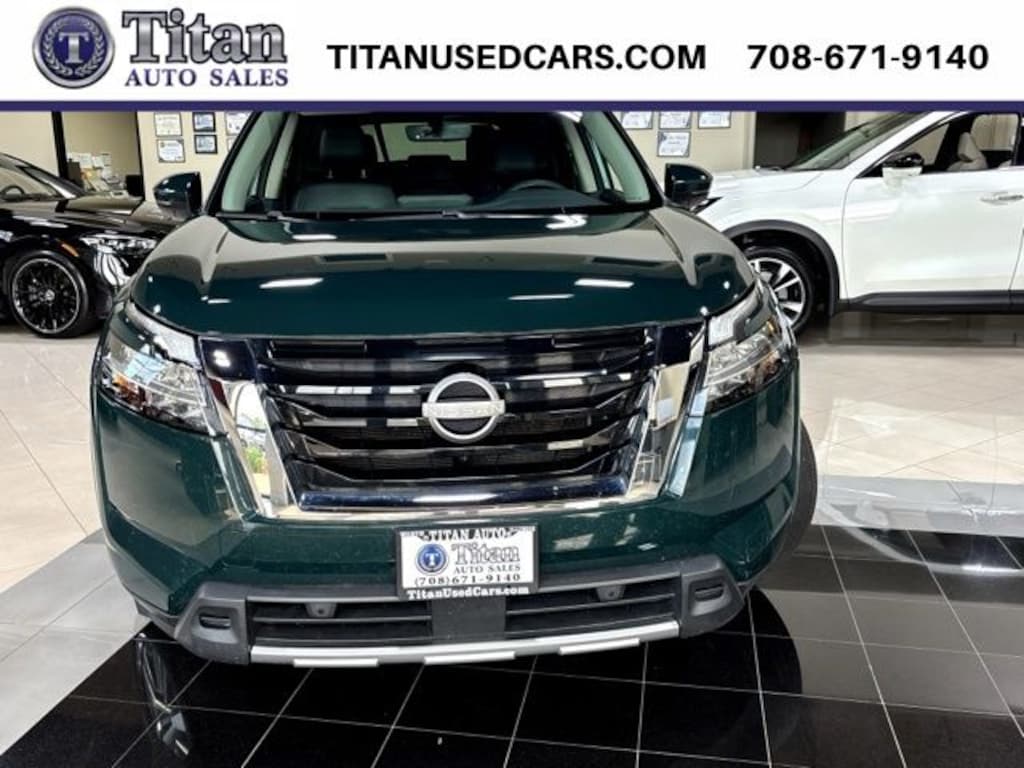 Used 2023 Nissan Pathfinder SL SUV