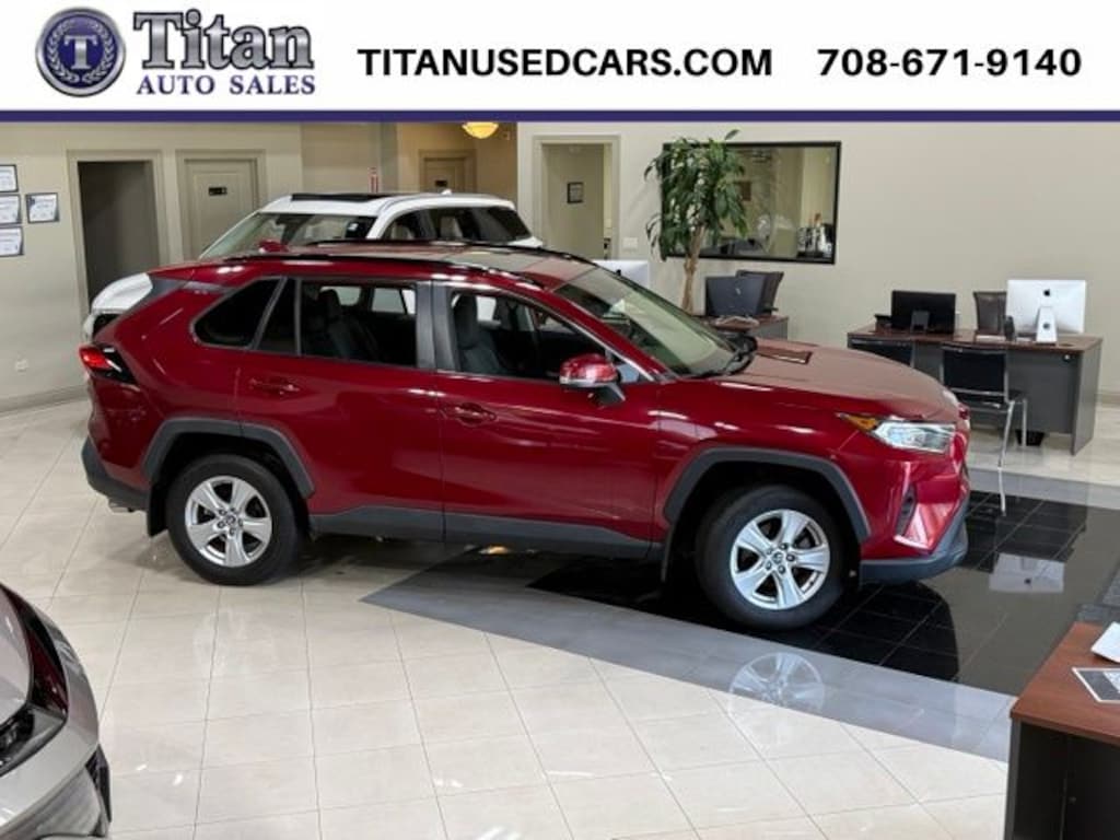 Used 2019 Toyota RAV4 XLE SUV