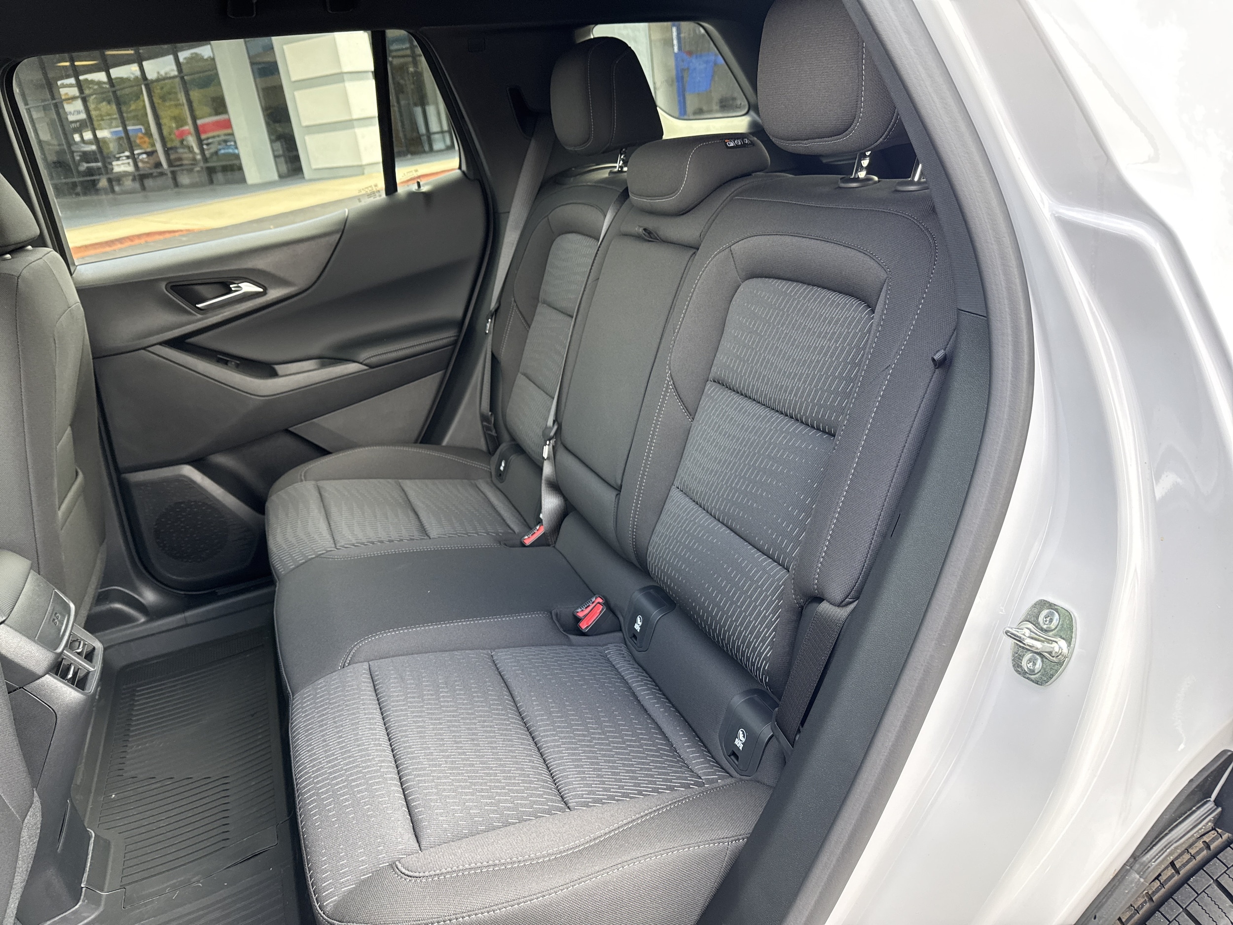 2027 Chevrolet Equinox LT - Photo 21