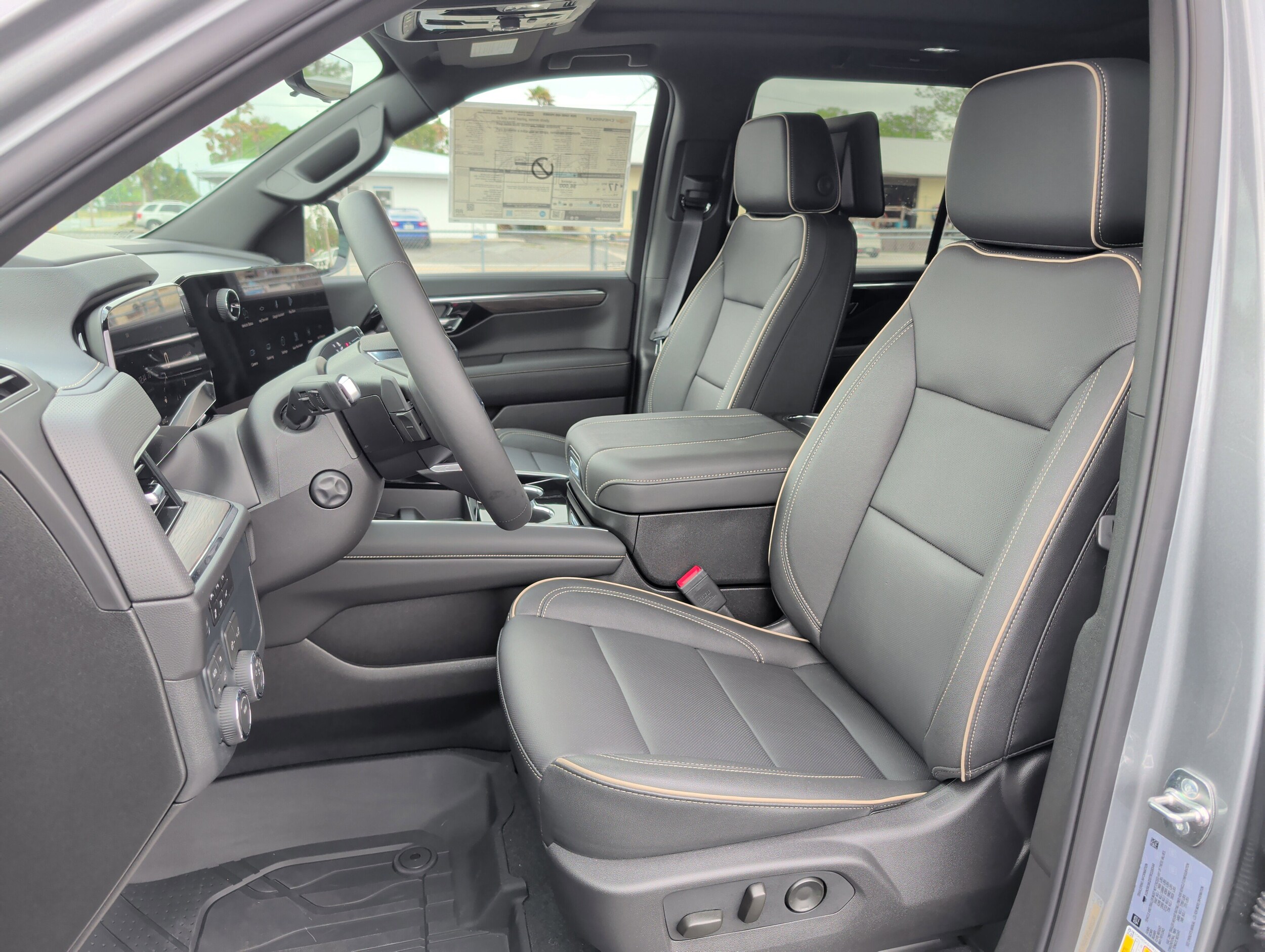 2026 Chevrolet Tahoe Premier - Photo 11