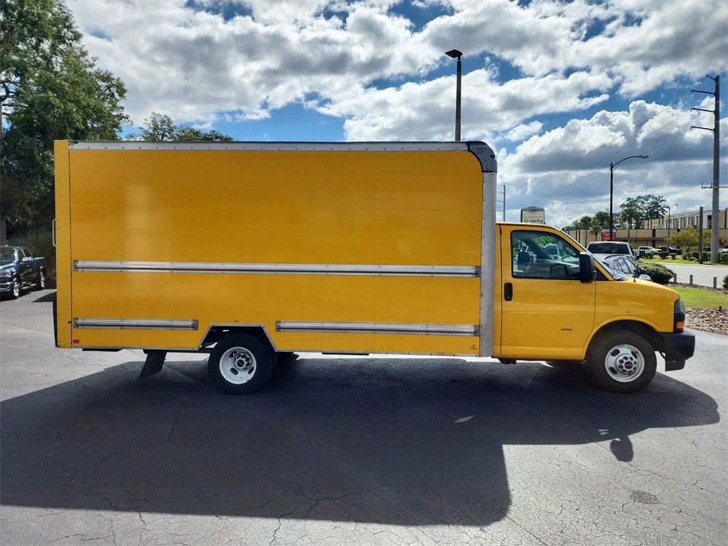 Used 2018 GMC Savana Cutaway 3500 Cutaway Van