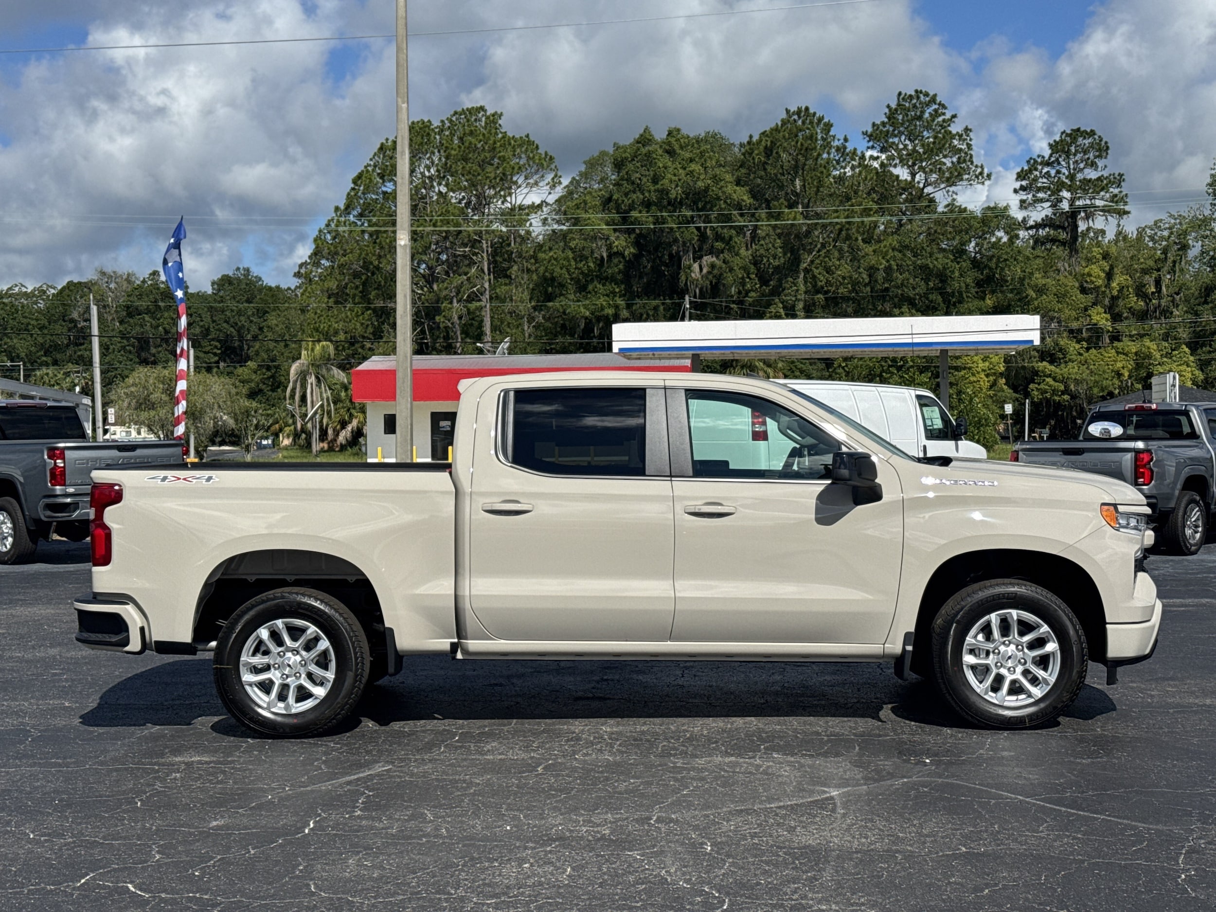 2026 Chevrolet Silverado 1500 RST - Photo 9