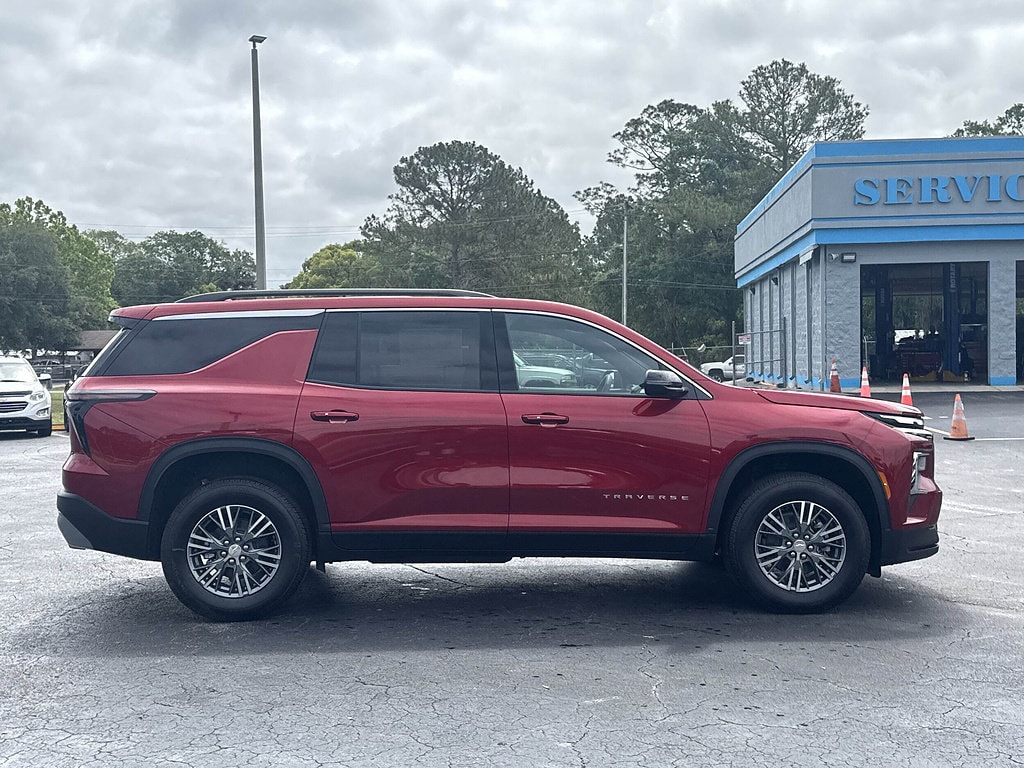2026 Chevrolet Traverse LT - Photo 9