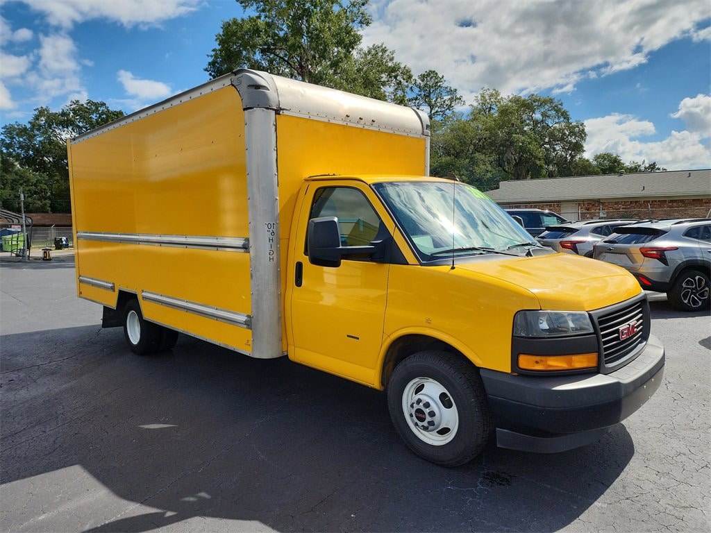Used 2018 GMC Savana Cutaway 3500 Cutaway Van
