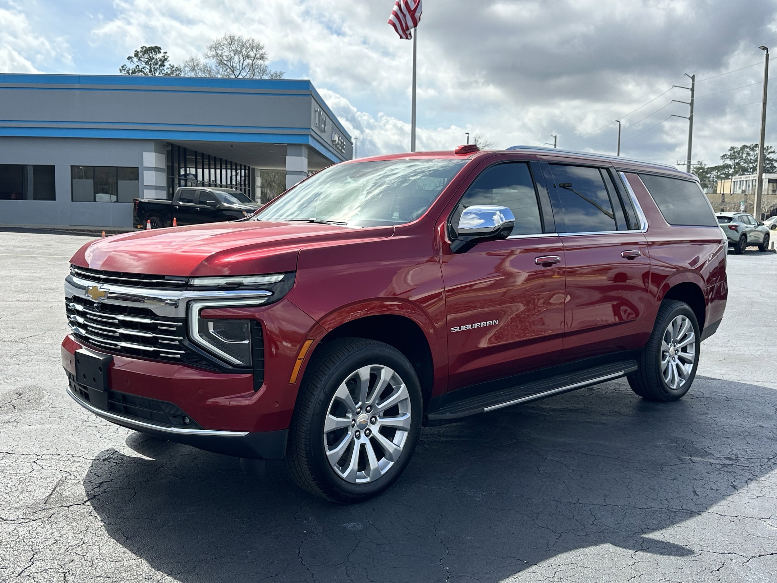 2025 Chevrolet Suburban Premier - Photo 8