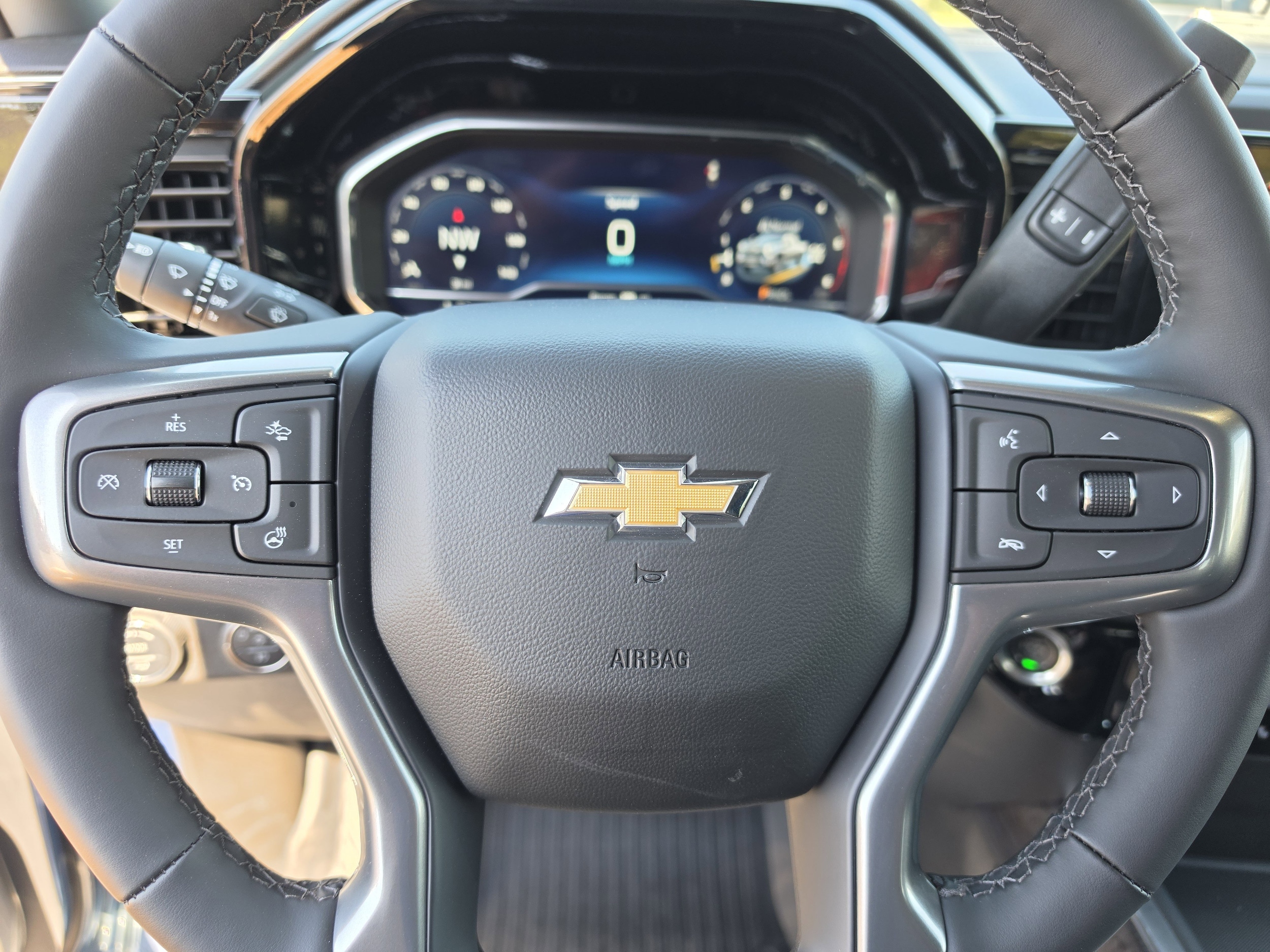 2025 Chevrolet Silverado 3500 HD LTZ - Photo 33