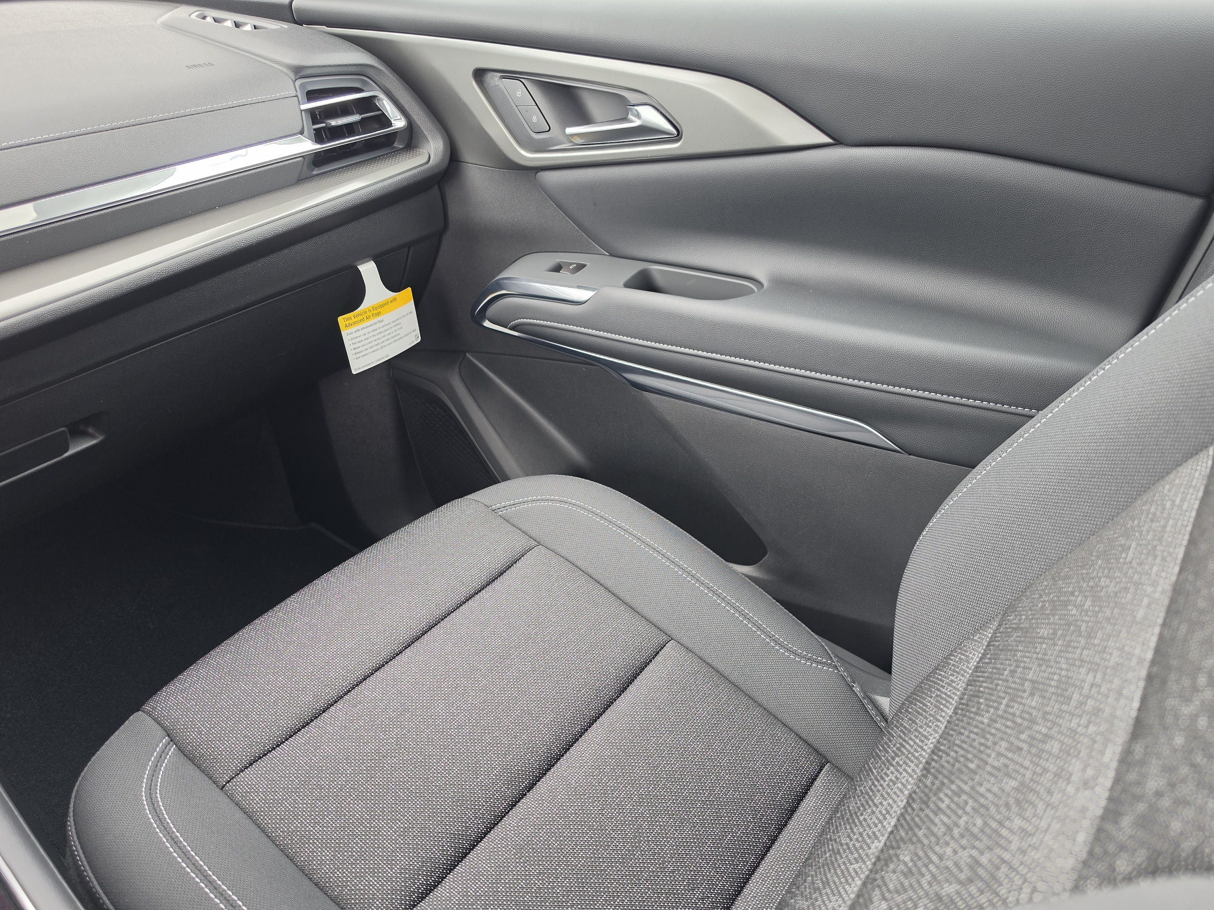 2026 Chevrolet Traverse LT - Photo 18