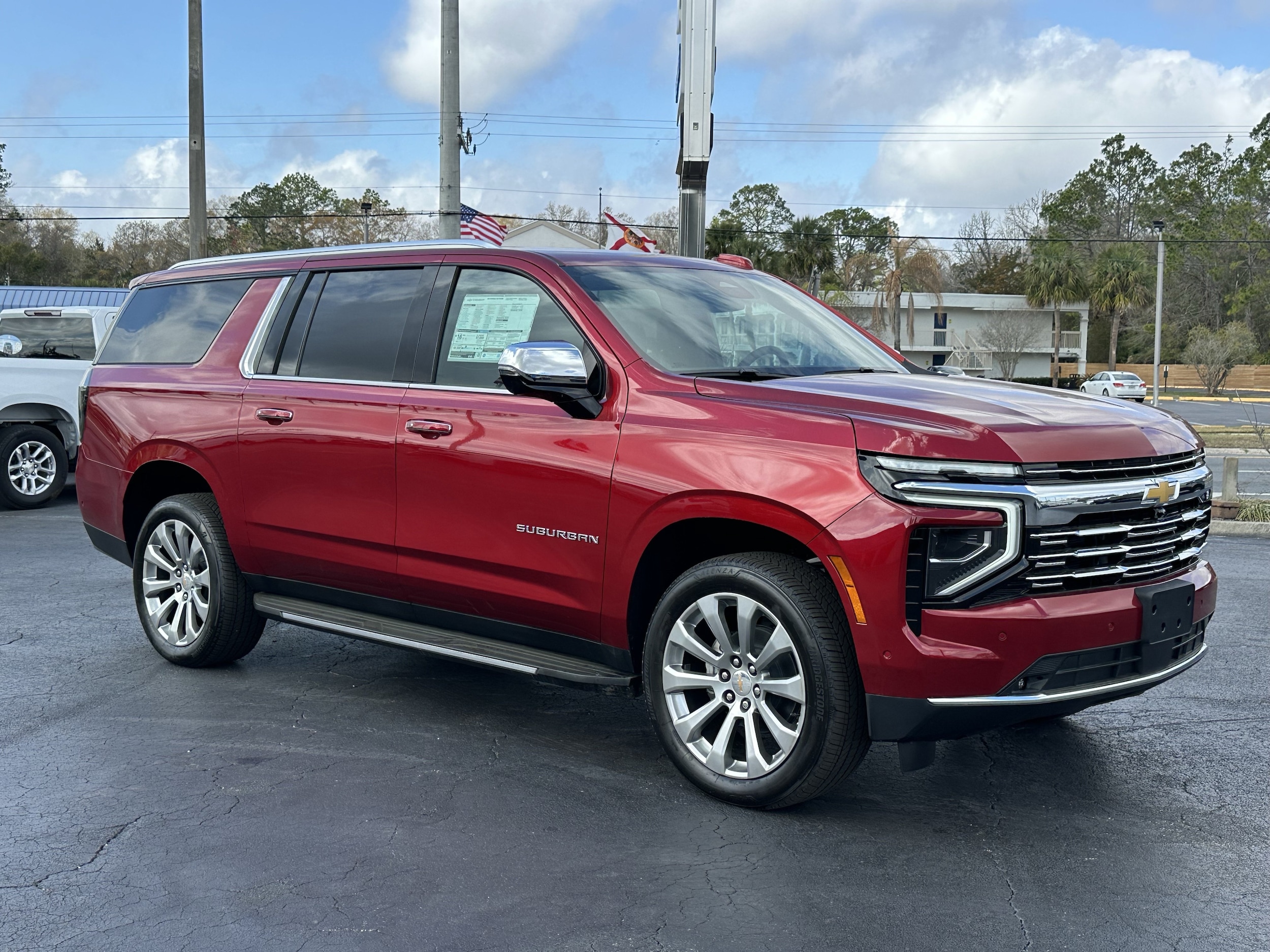 2025 Chevrolet Suburban Premier - Photo 2