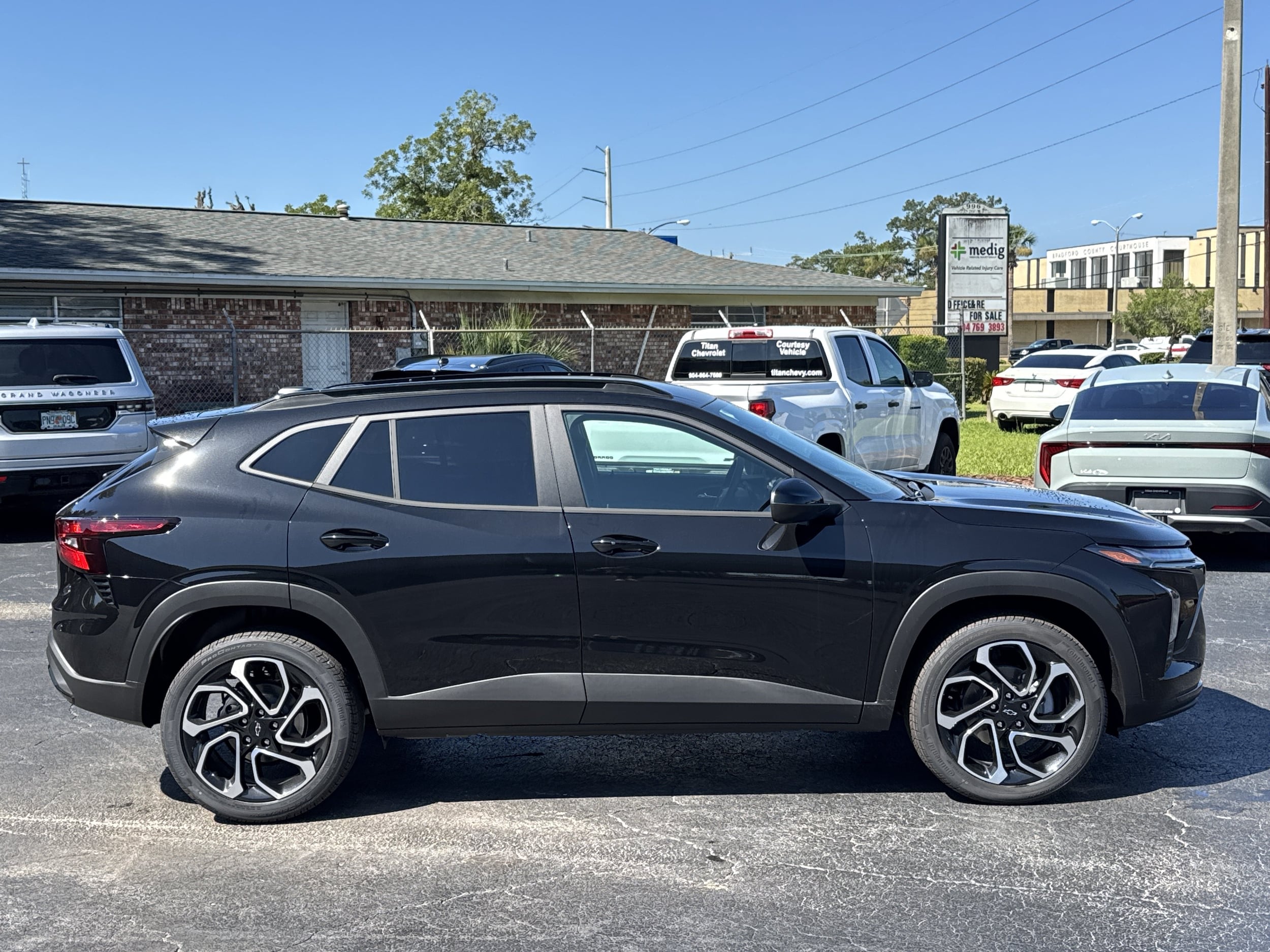 2026 Chevrolet Trax RS - Photo 9