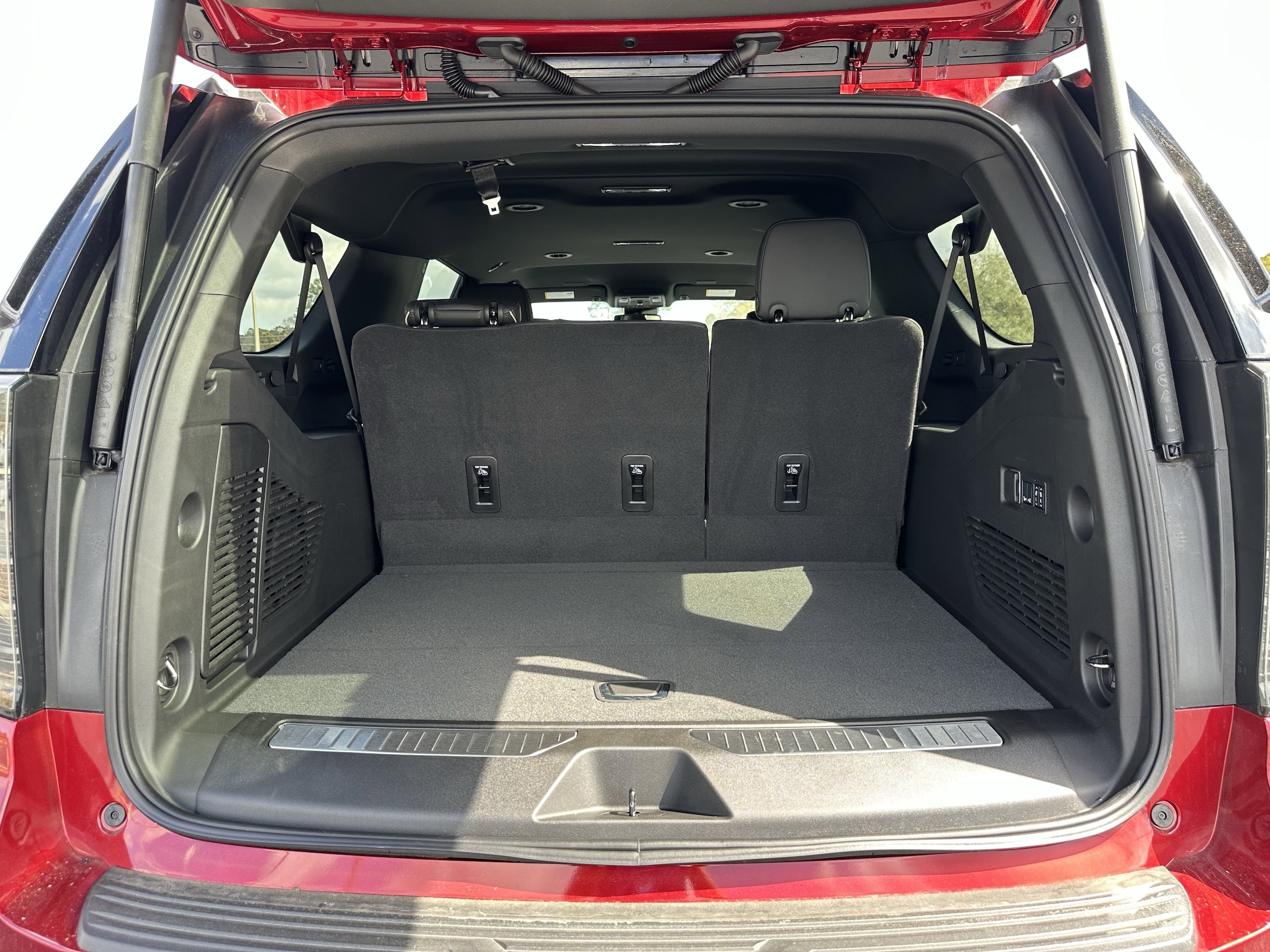 2025 Chevrolet Suburban Premier - Photo 11