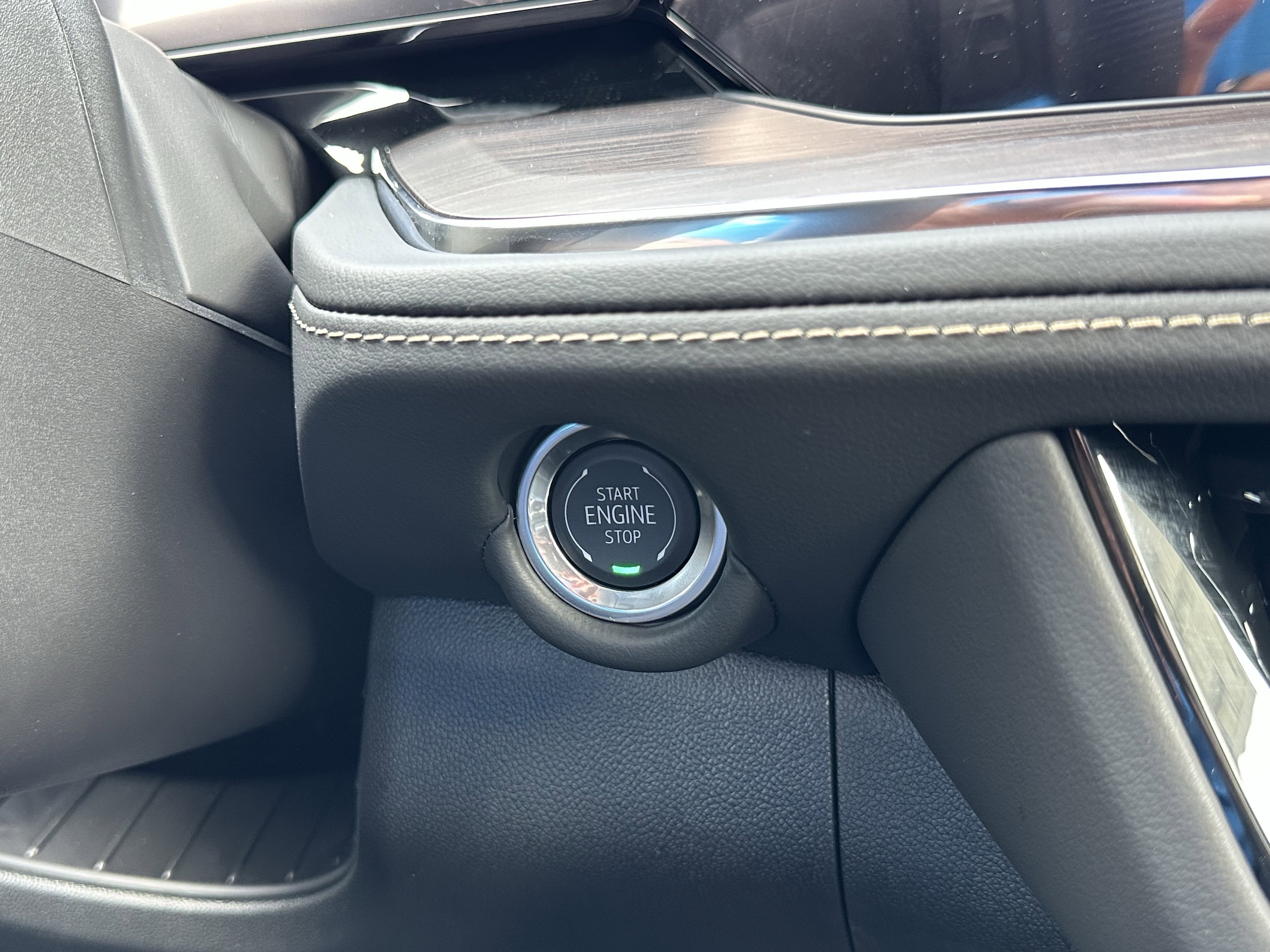 2025 Chevrolet Suburban Premier - Photo 29