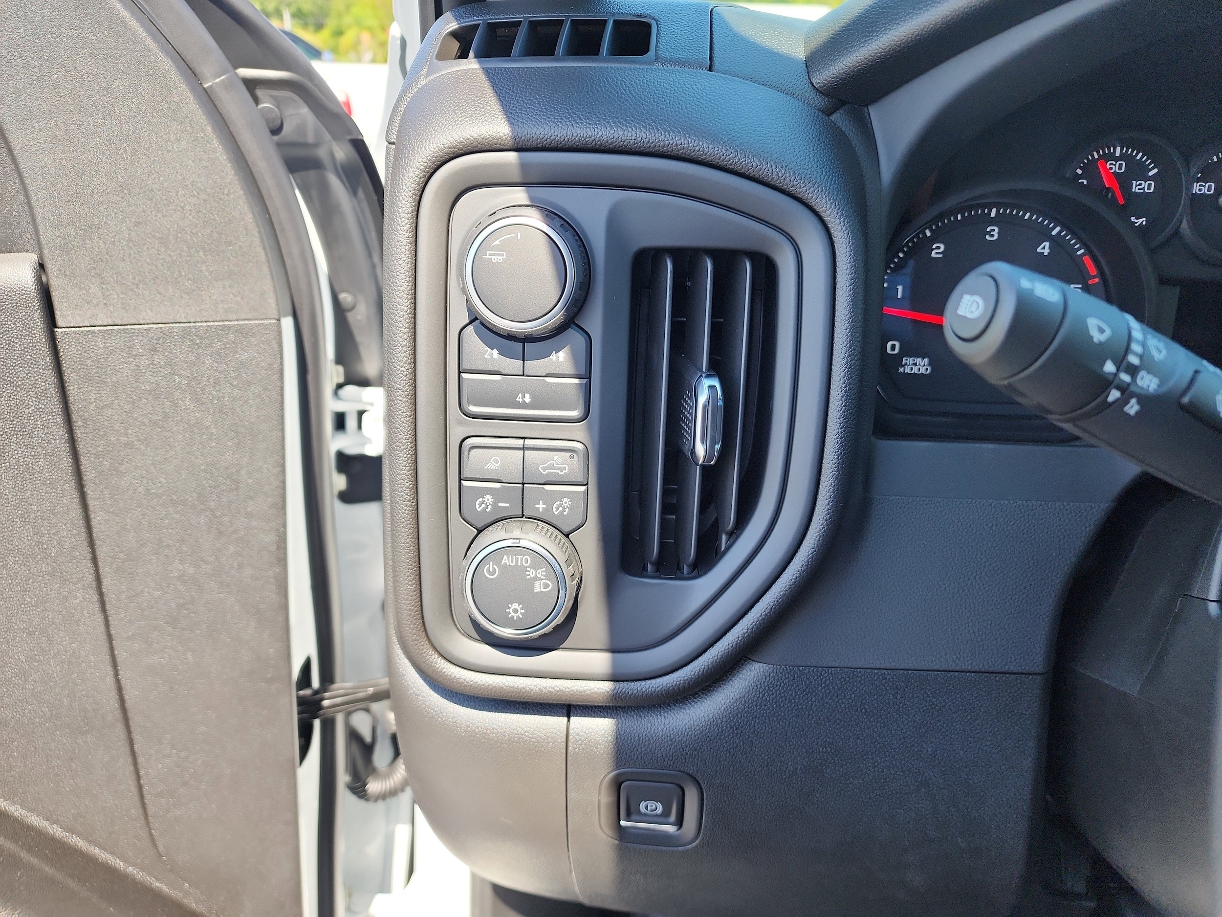 2025 Chevrolet Silverado 2500 HD Work Truck - Photo 23